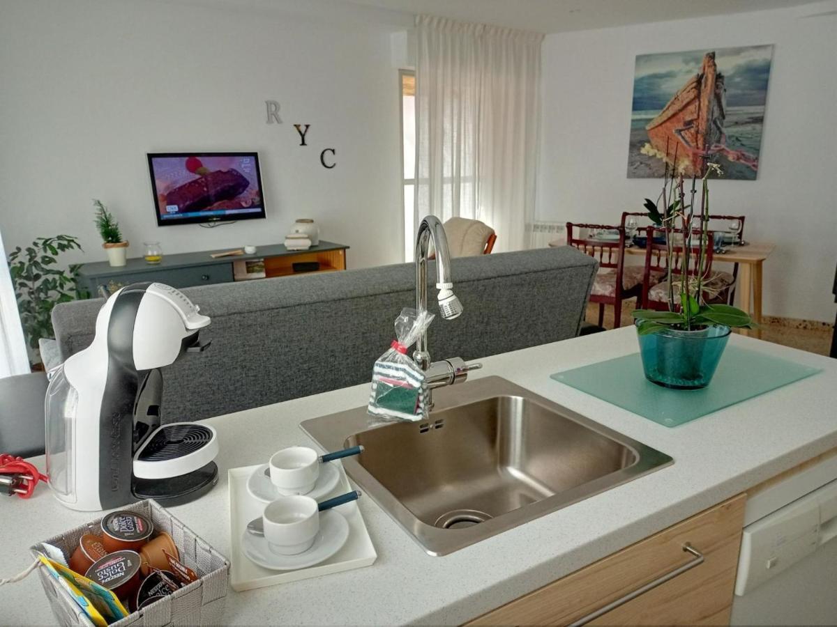 Apartamento R Y C Avilés Екстериор снимка